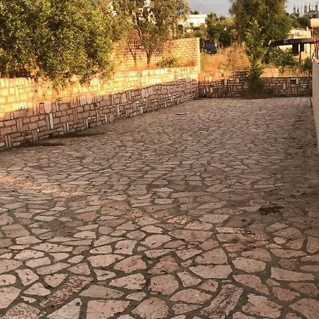 Daire Osmani 1 Ksamil